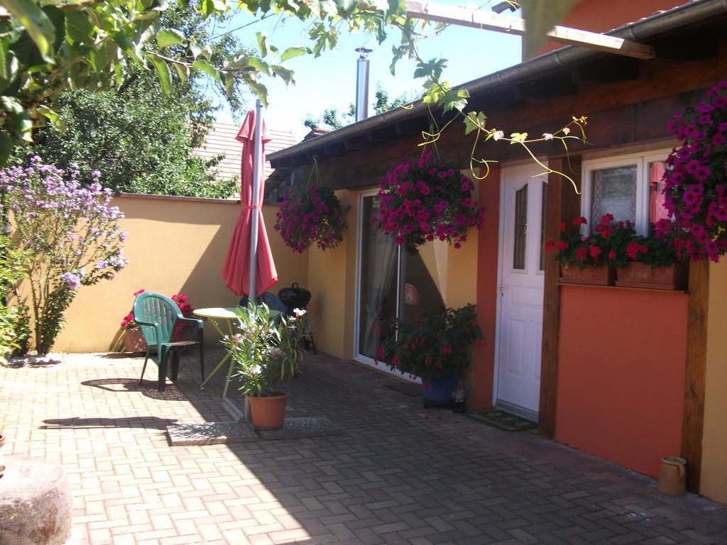Gîtes de Charme Chez Christine Ottrott Exterior foto